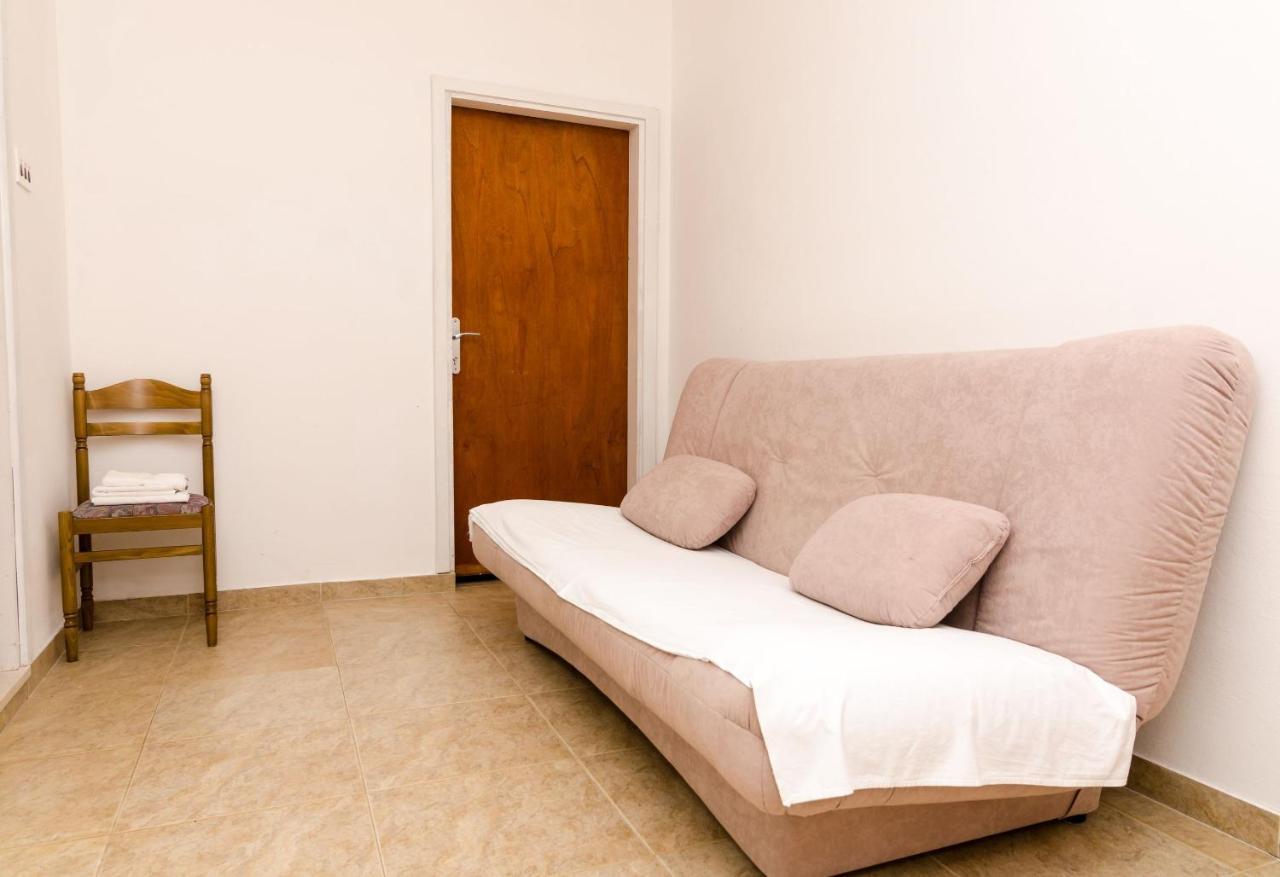 Guest House Kiko Pomena Pokoj fotografie