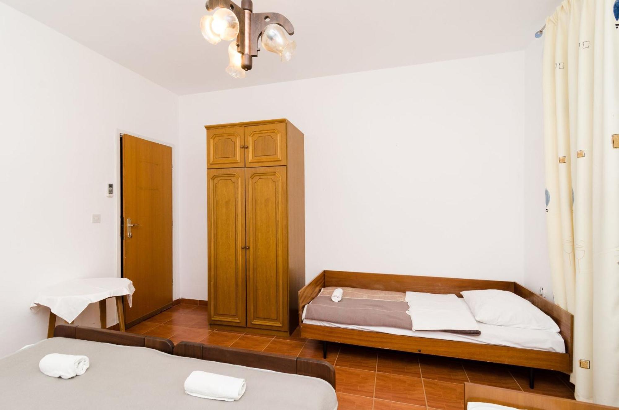Guest House Kiko Pomena Pokoj fotografie